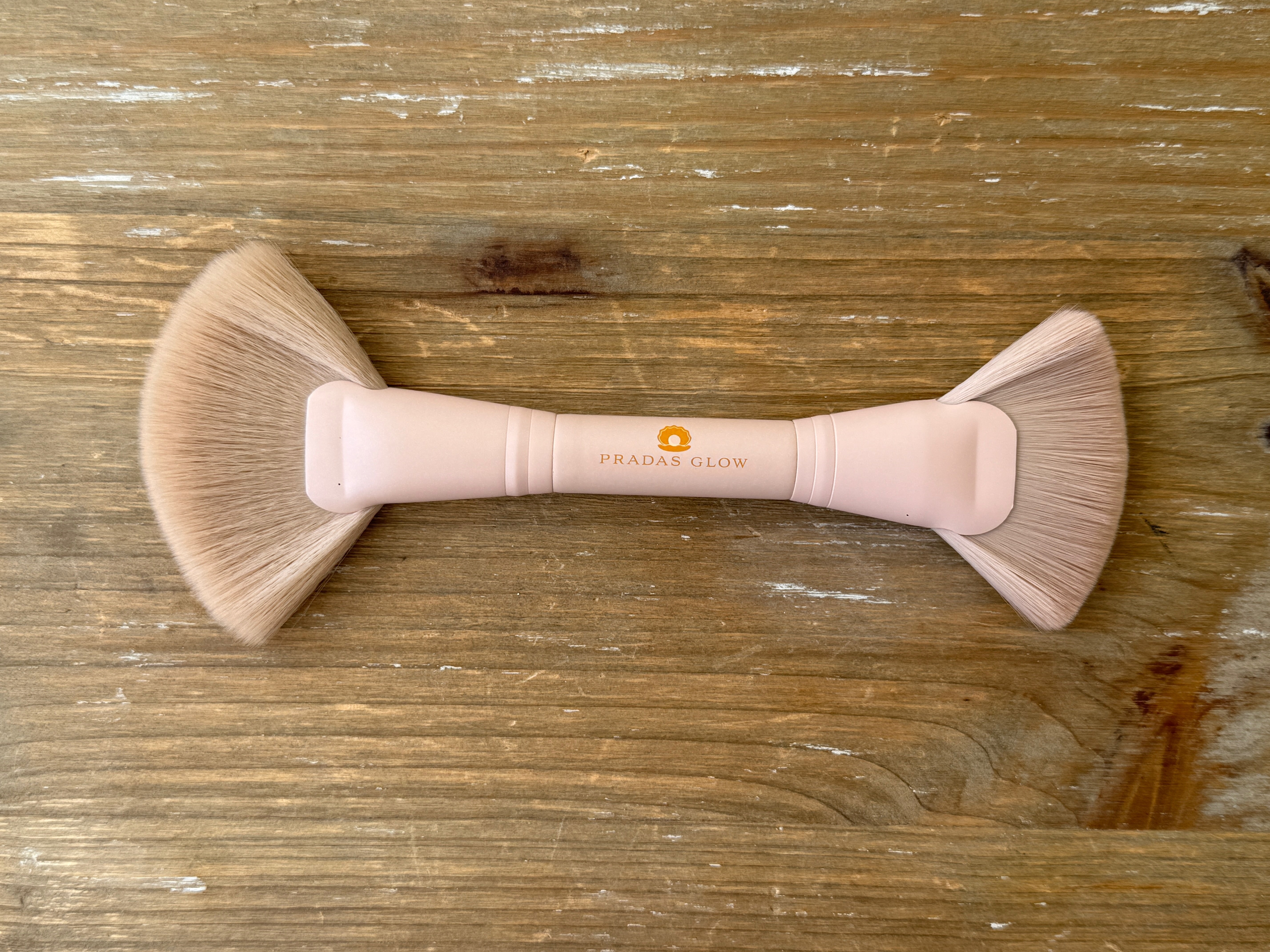 Flawless Finish Sculpt & Set Duo Fan Brush