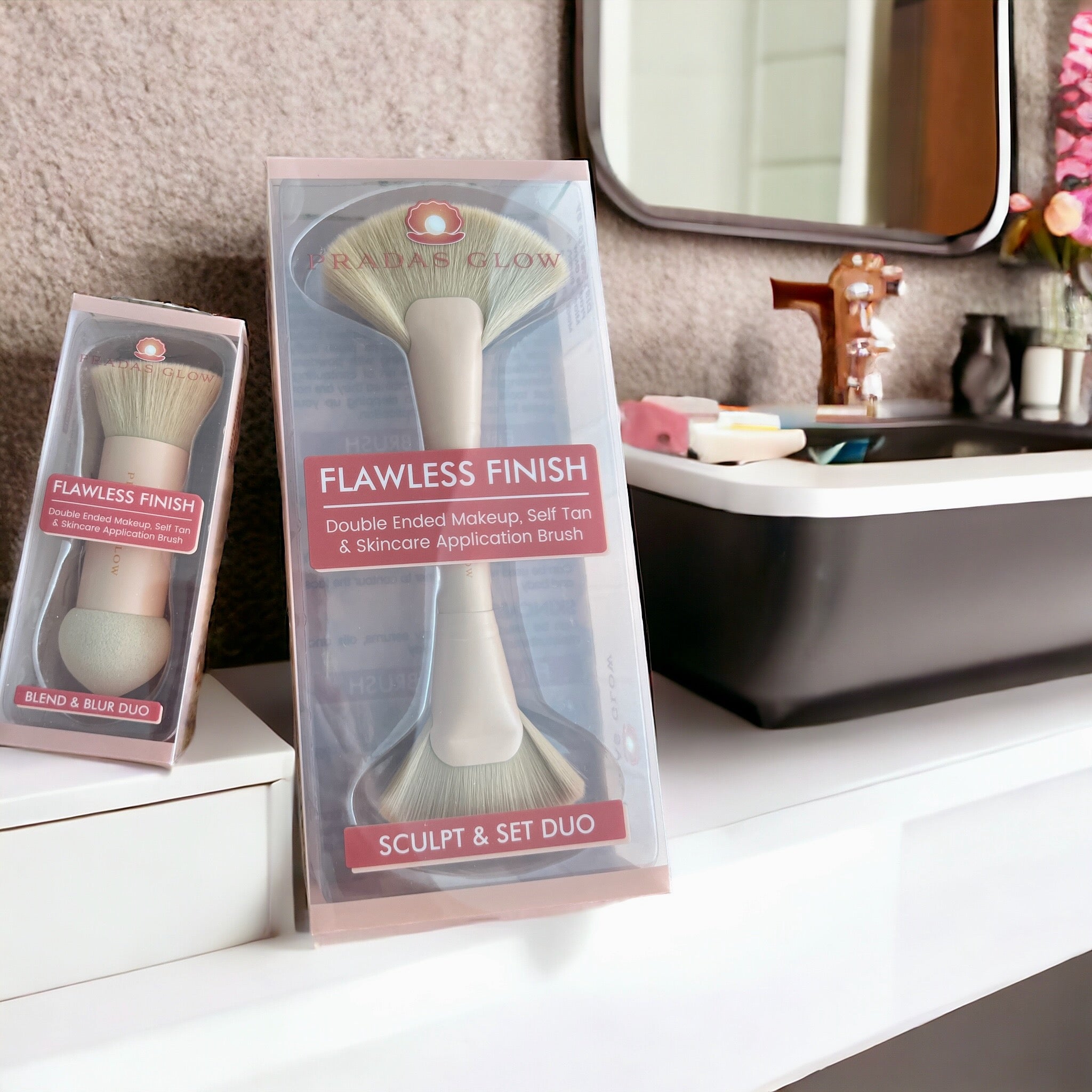Flawless Finish Sculpt & Set Duo Fan Brush